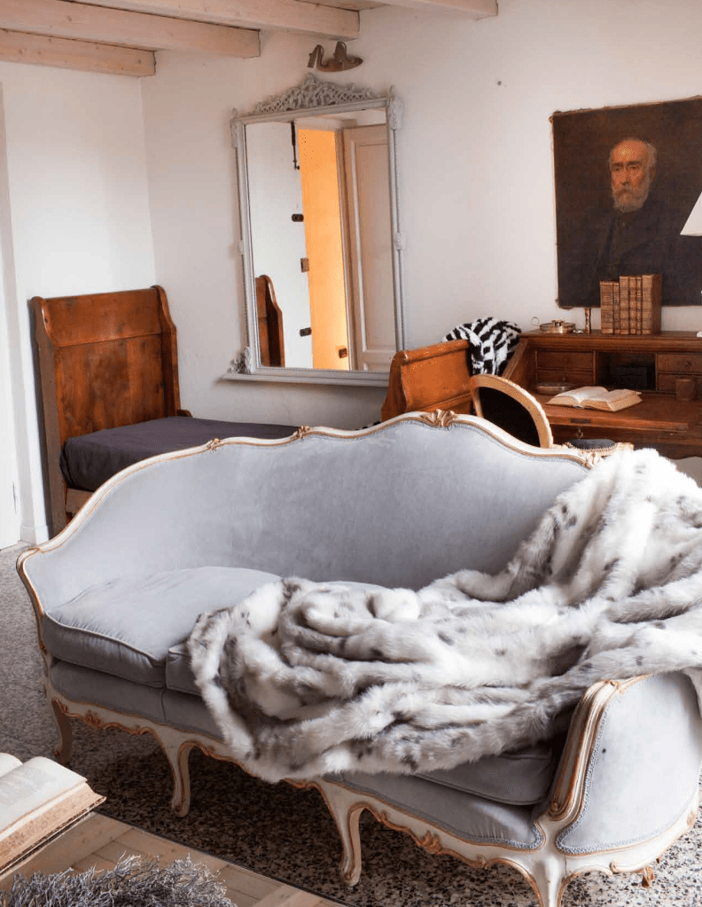 Camera 2 con camino 2